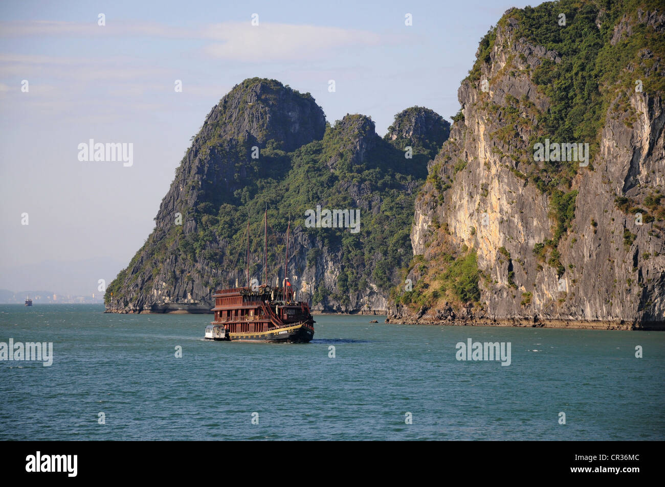 Junk, Halong Bay, Vietnam, Südostasien Stockfoto