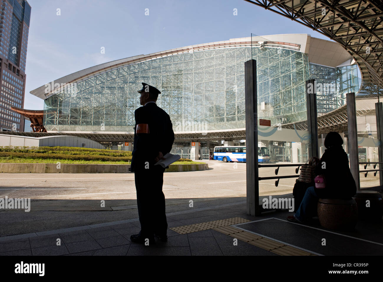 Japan, Insel Honshu, Region Chubu, Kanazawa, Bahnhof Stockfotografie