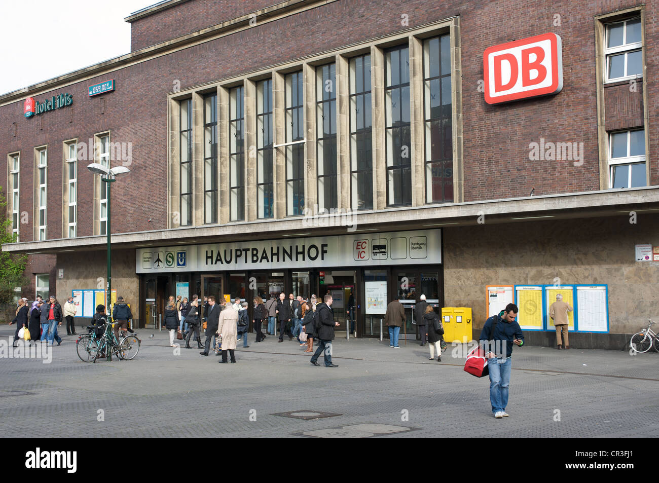 Vom Hauptbahnhof Düsseldorf Stockfoto