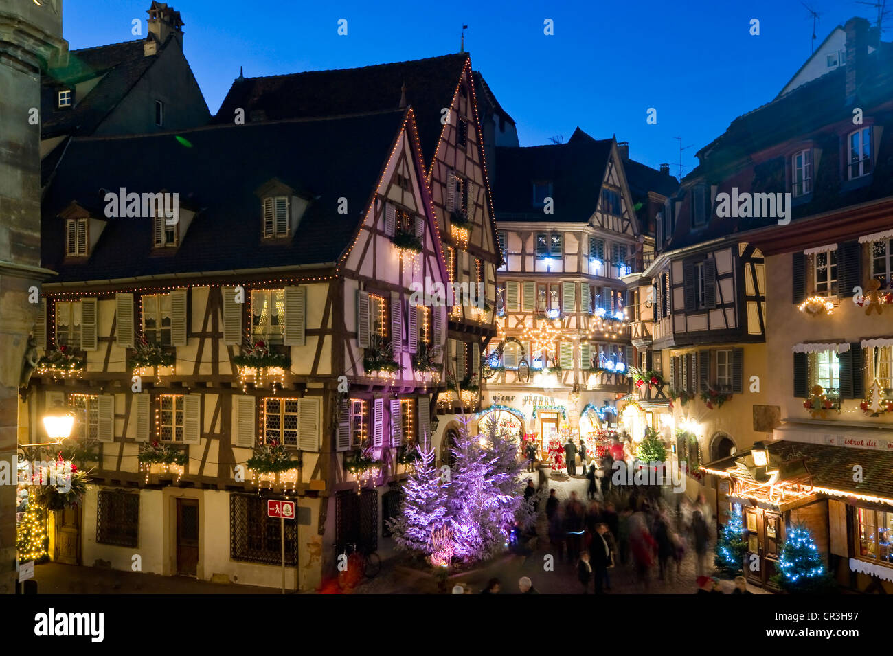 Dämmerung, weihnachtliche und winterliche Colmar, Elsass, Frankreich, Europa Stockfoto