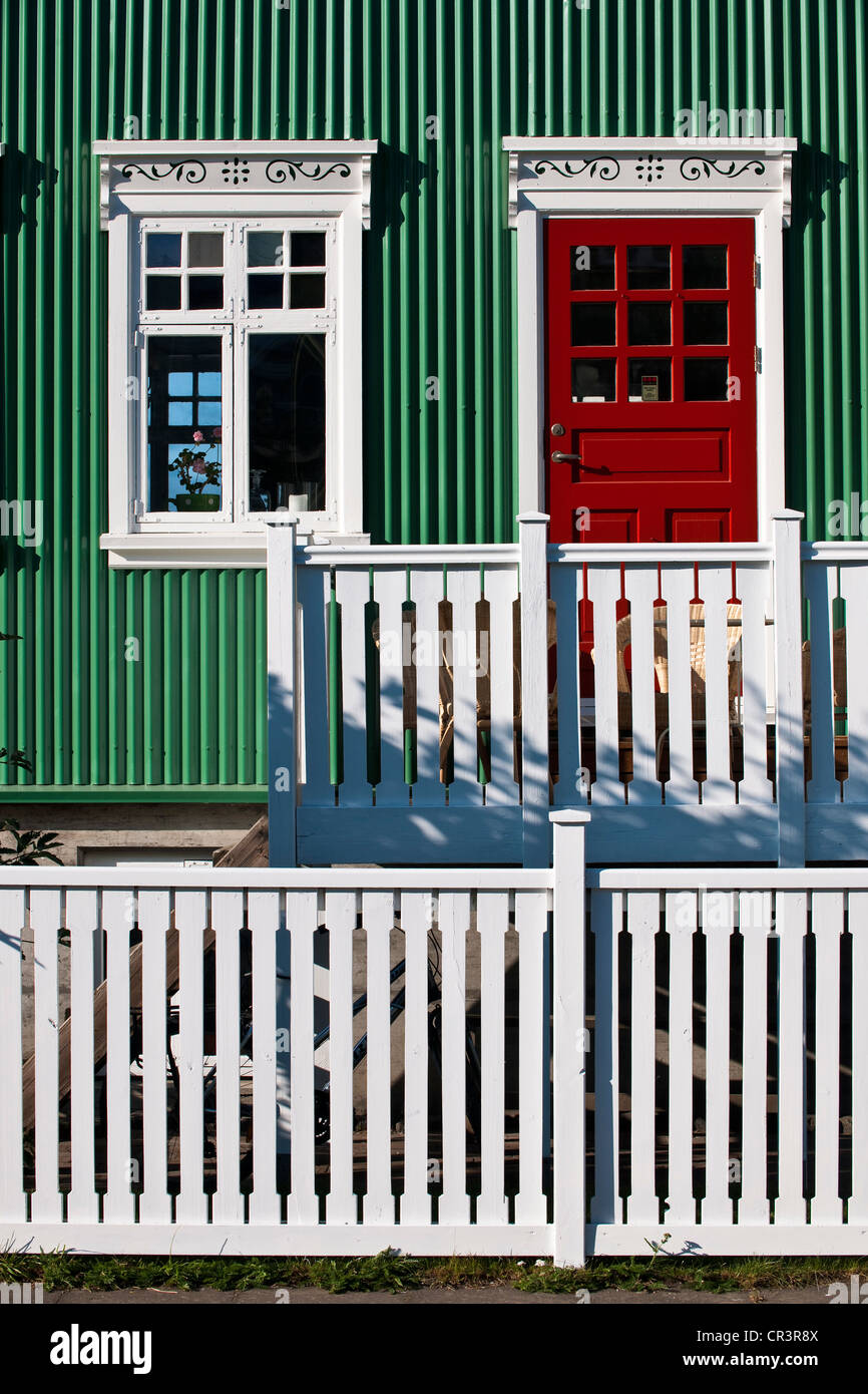 Island, Reykjavik, Fassade aus Holz und Blech Eisen Haus Stockfoto
