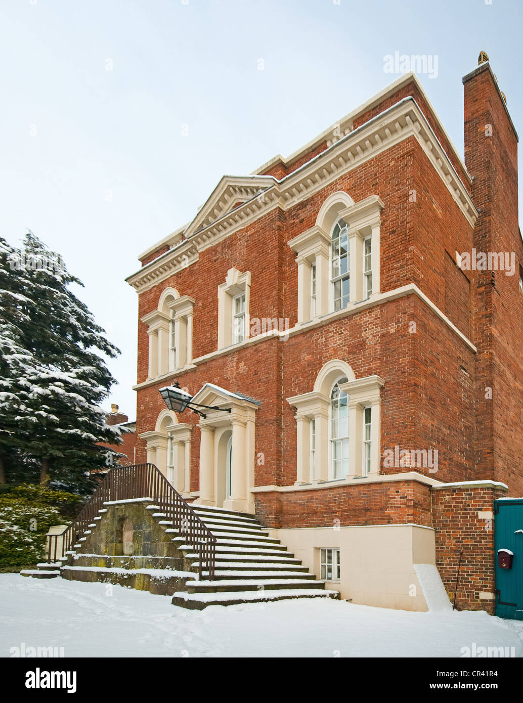 Erasmus Darwin House Lichfield Staffordshire England mit Schnee Stockfoto