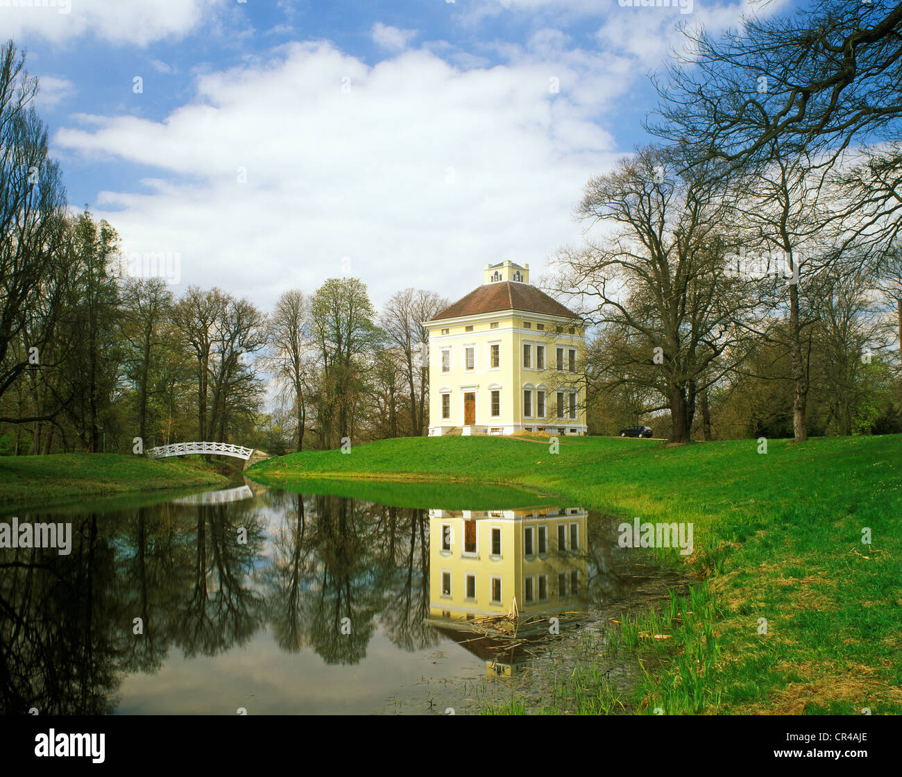 Landschaftspark mit Schloss Luisium Waldersee, Sachsen-Anhalt, Deutschland, Europa Stockfoto