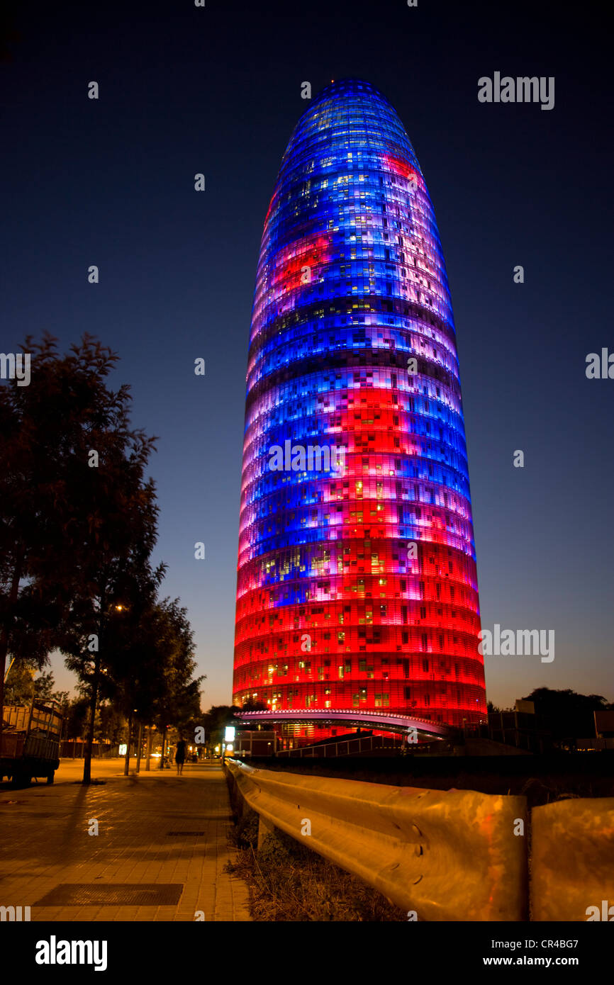 Torre Agbar oder Agbar-Turm, ein Hochhaus 142m, entworfen vom Architekten Jean Nouvel, approbiertes Square, Spanien, Europa Stockfoto