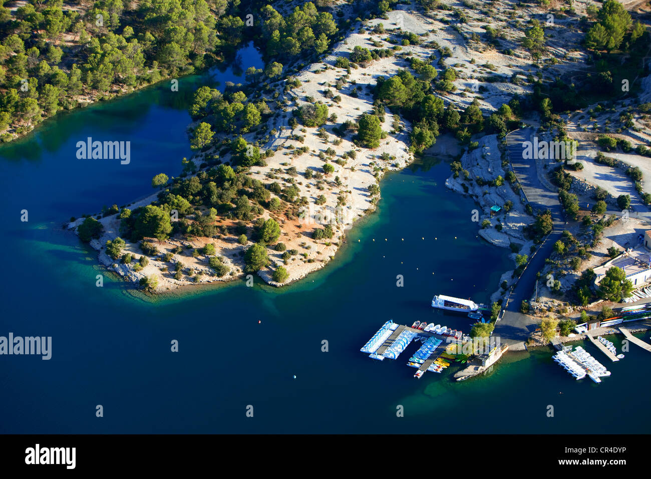 Frankreich, Alpes de Haute Provence, Esparron de Verdon, Esparron See (Luftbild) Stockfoto
