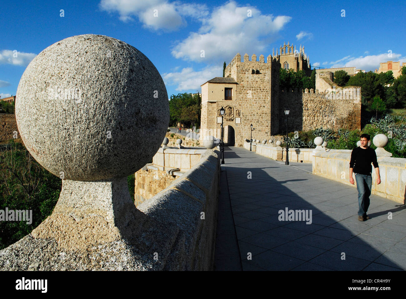 Spanien, Kastilien-La Mancha, Toledo, die befestigte Brücke Saint Martin Stockfoto