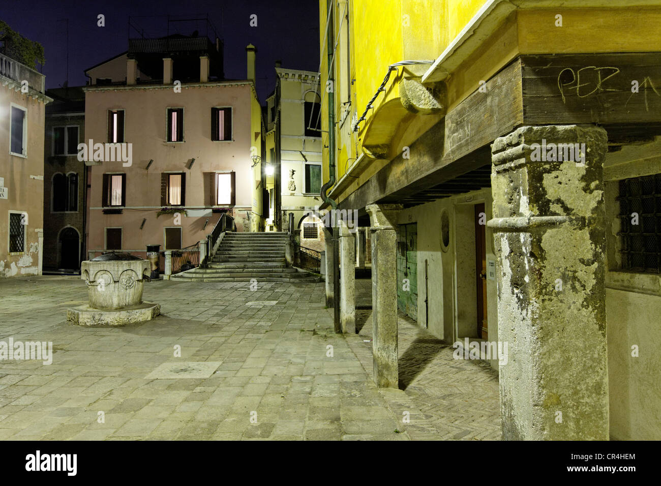 Stadtviertel Cannaregio bei Nacht, Venedig, UNESCO-Weltkulturerbe, Venetien, Italien, Europa Stockfoto