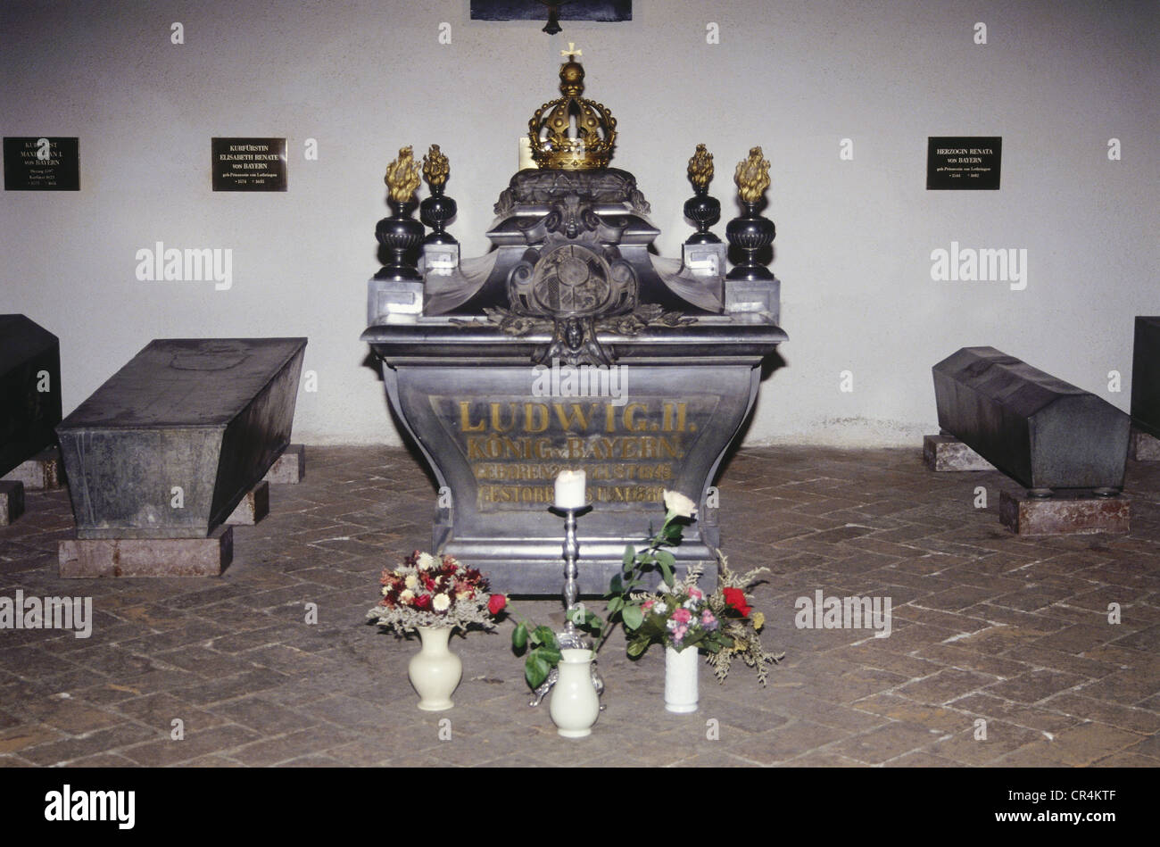 Louis II., 25.8.1845 - 13.6.1886, König von Bayern 10.3.1864 - 13.6.1886, sein Sarg, Michaelskirche, München, 1990er Jahre, Stockfoto