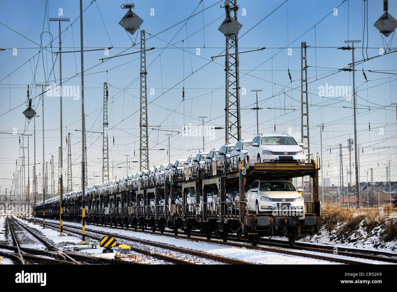 Hafenbahn, Güterzug, beladen mit Autos, Hamburg, Deutschland, Europa Stockfoto
