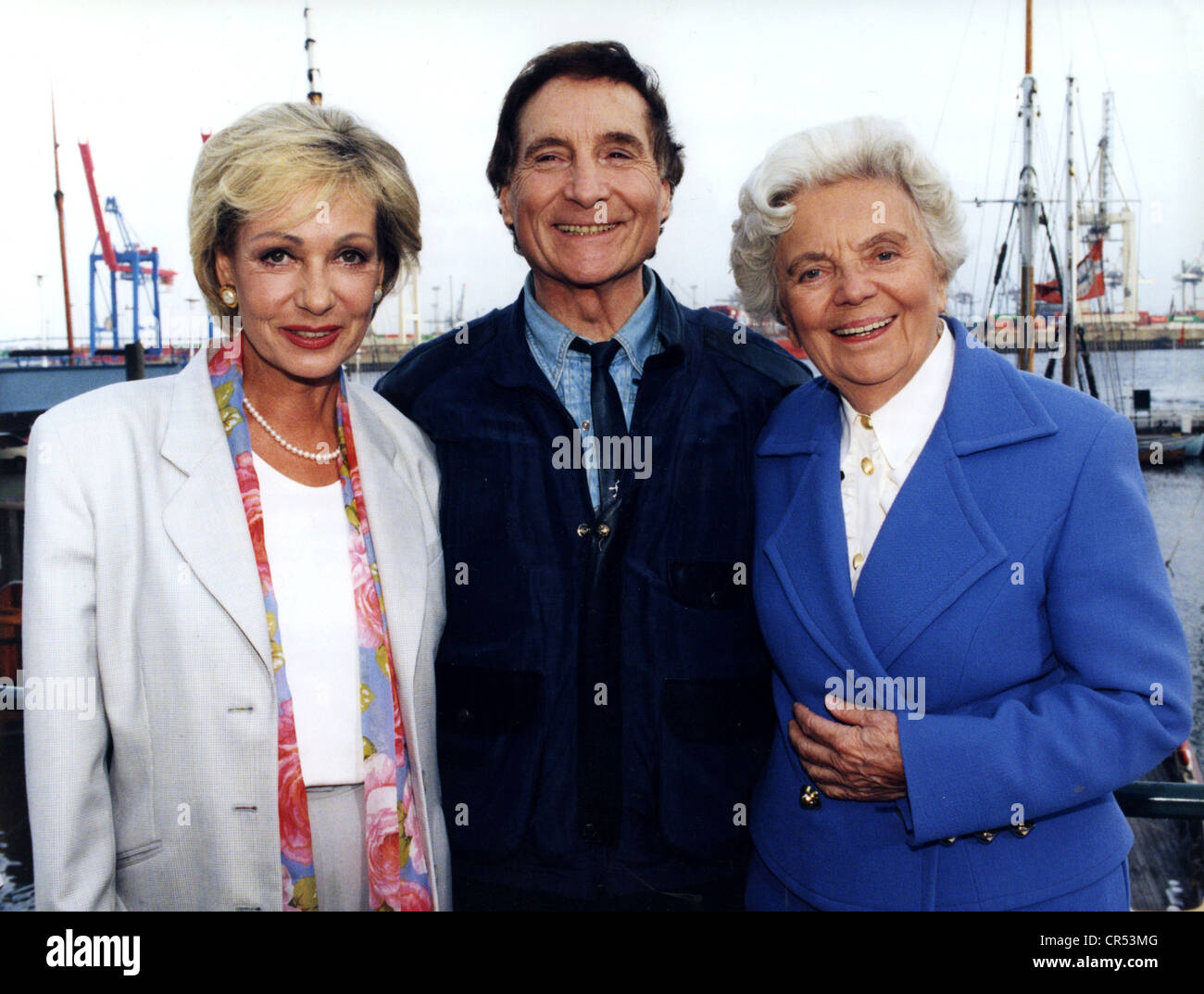 Quinn, Freddy, * 27.9.1931, österreichischer Schauspieler, Sänger, halbe Länge, mit Dagmar Berghoff und Heidi Kabel, zum TV-Special zum 65. Geburtstag von Freddy Quinn, 15.7.1996, Stockfoto