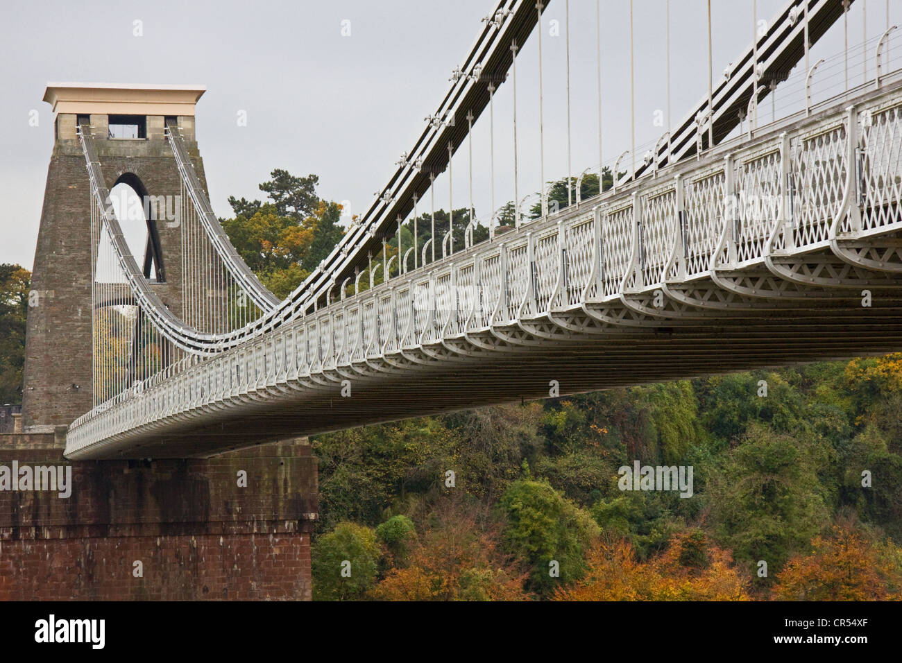 Brunels Clifton Aufhebung-Brücke von der Bristol-Seite die Avon-Schlucht im Herbst, mit Leighwoods im Hintergrund gesehen Stockfoto
