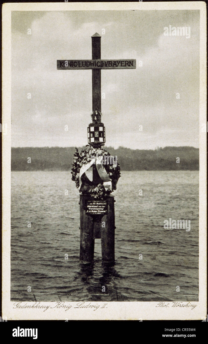 Louis II., 25.8.1845 - 13.6.1886, König von Bayern 10.3.1864 - 13.6.1886, Gedenkkreuz am Ort seines Todes im Starnberger See, Postkarte von Woersching, ca. 1905, Stockfoto