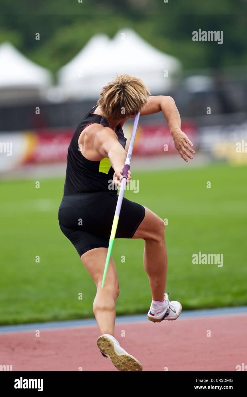 Barbora Sportakova (CZE) im Wettbewerb mit der Speerwurf auf dem 2012 NYC Grand Prix, Icahn Stadium, Randall Island, New York Stockfoto