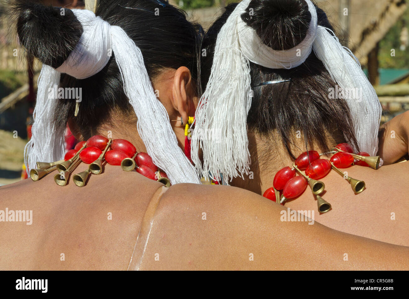 Stammes-Leute auf dem jährlichen Hornbill Festival in Kohima, Indien, Asien Stockfoto