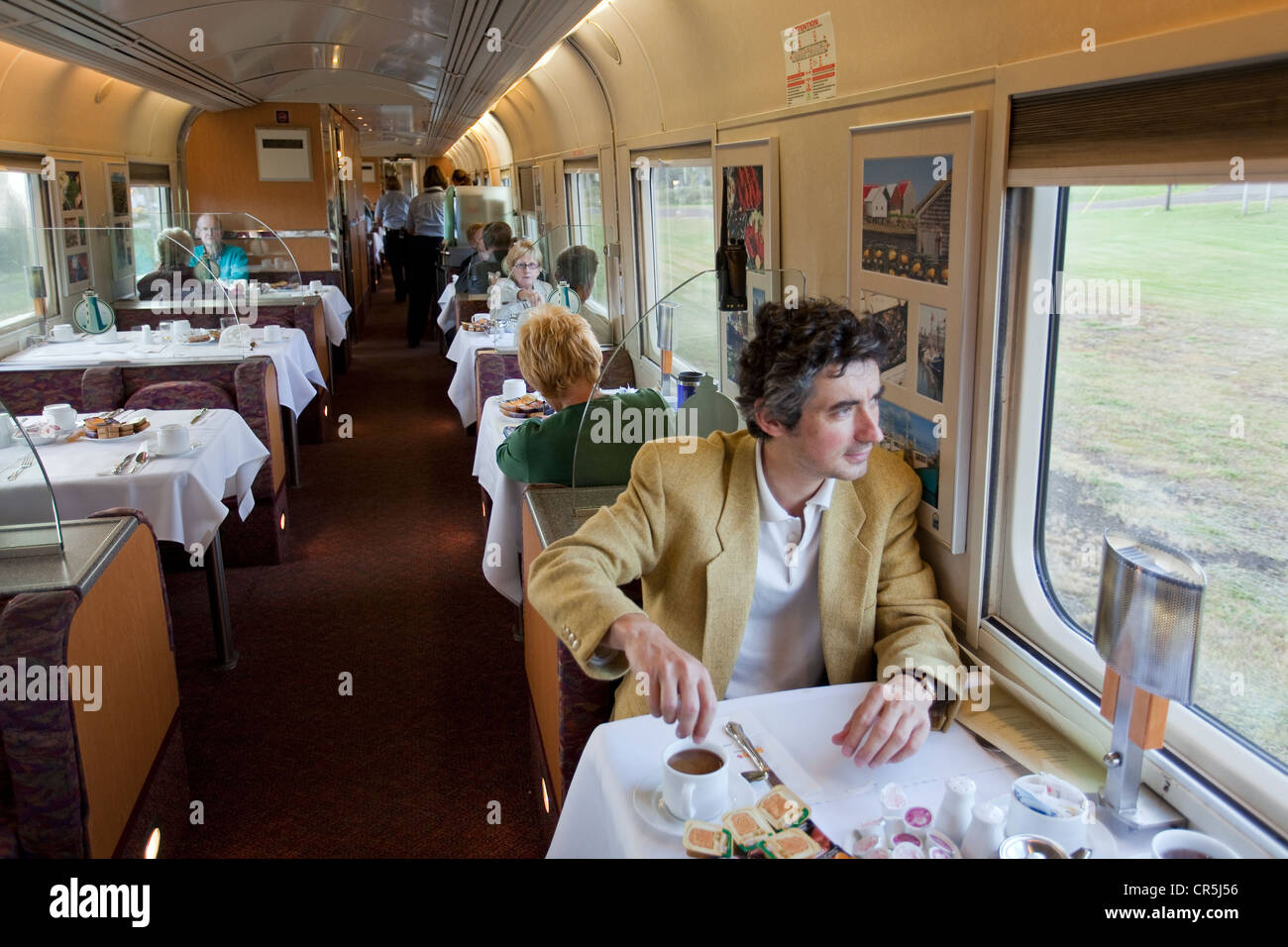 Kanada, New Brunswick, Acadia, Via Rail Montreal Moncton Train, Frühstück im Speisewagen Stockfoto