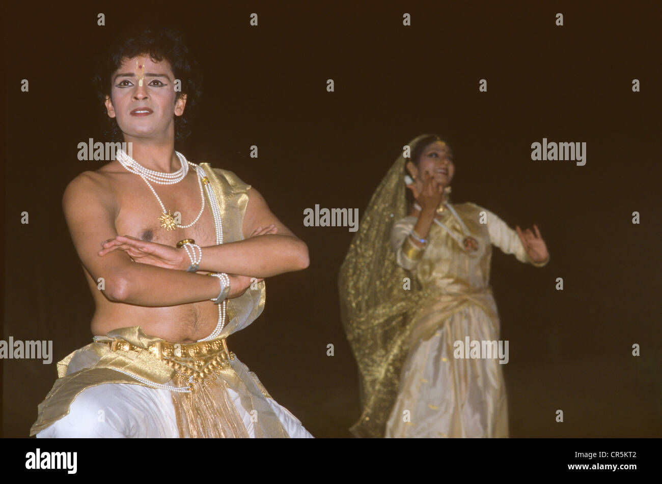 Tänzerinnen bei der jährlichen Tanzfestival für traditionelle Tänze von Indien, Khajuraho, Khajuraho, Madhya Pradesh, Indien, Asien Stockfoto