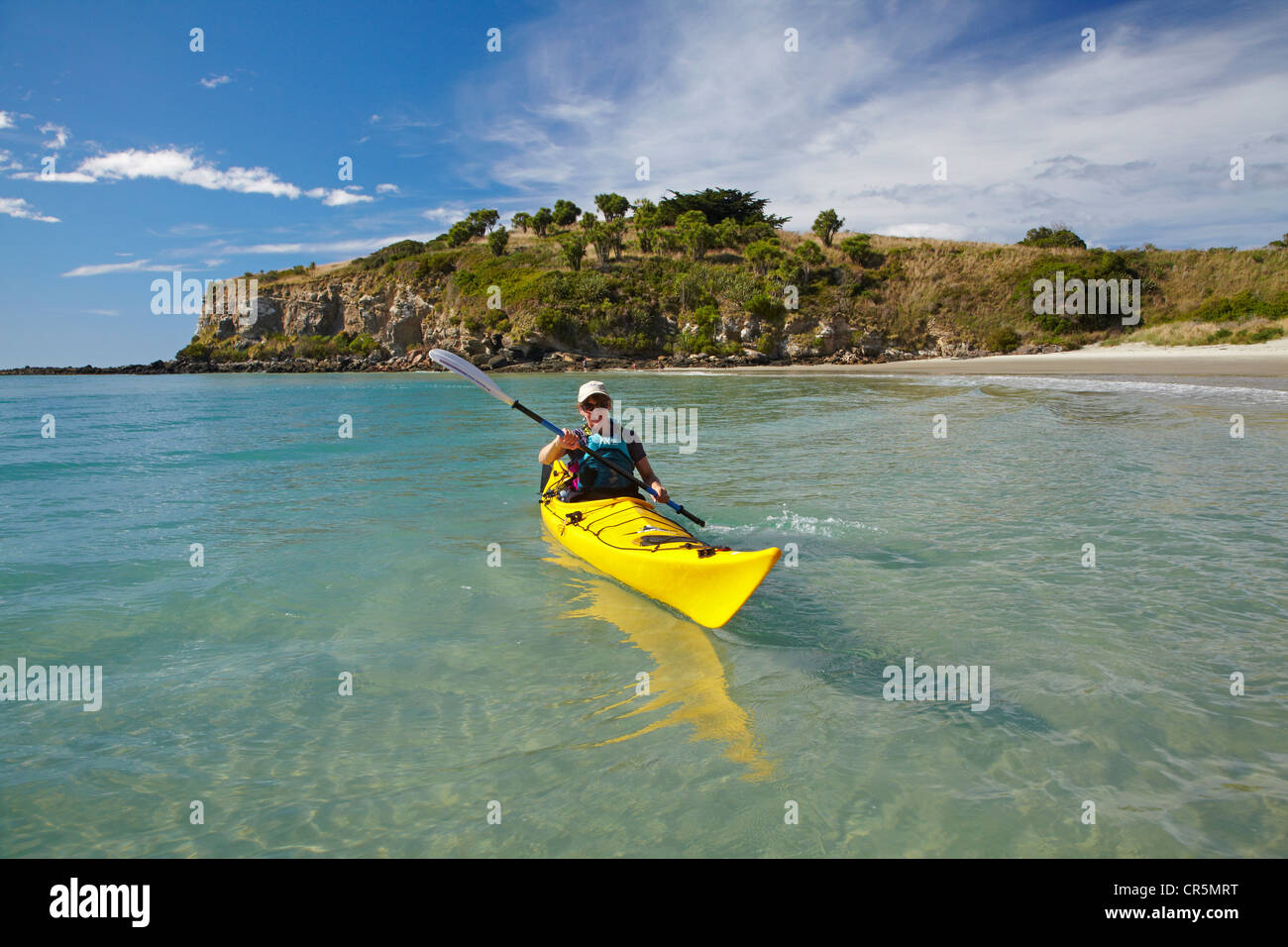 Seekajak Strand in der Nähe von Ärzten Punkt- und Mapoutahi Pa, Maori Pa Gedenkstätte, nördlich von Dunedin, Südinsel, Neuseeland Stockfoto