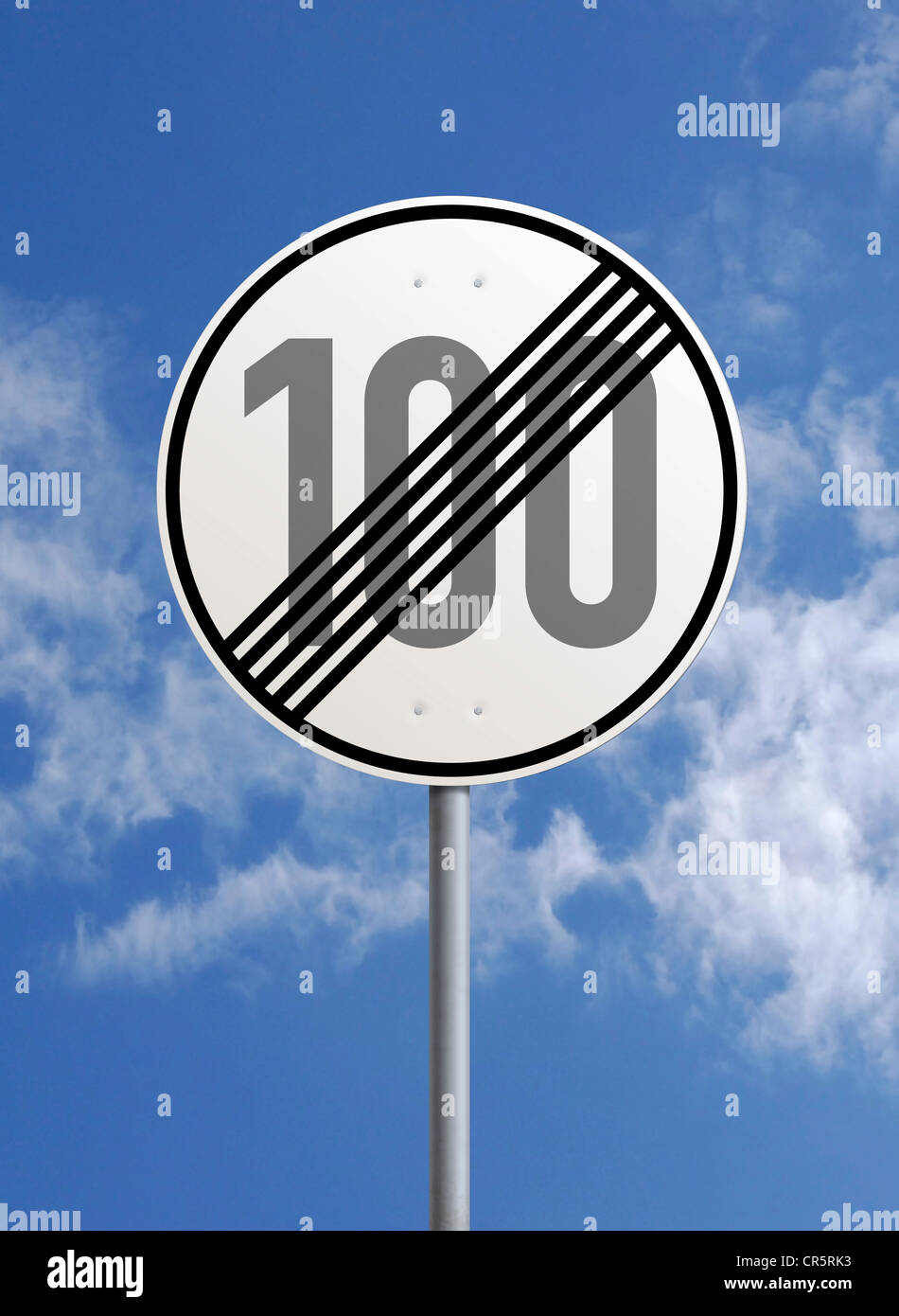 Verkehrszeichen zum Jahresende eine 100 km