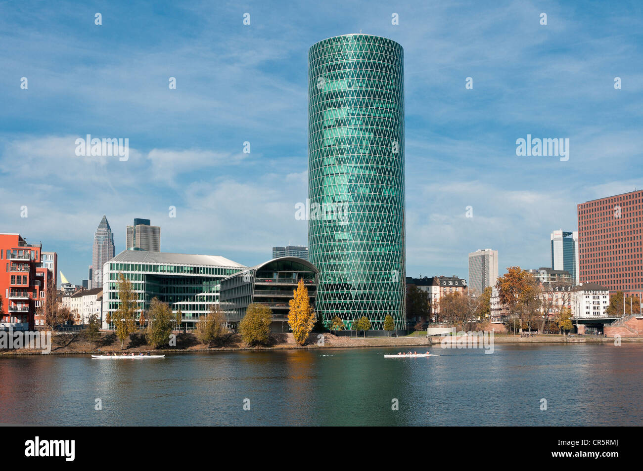Westhafen Tower, Hochhaus in Frankfurt am Main den Spitznamen "Das Gerippte", wörtlich "Rhombic" ähnelt der Stockfoto