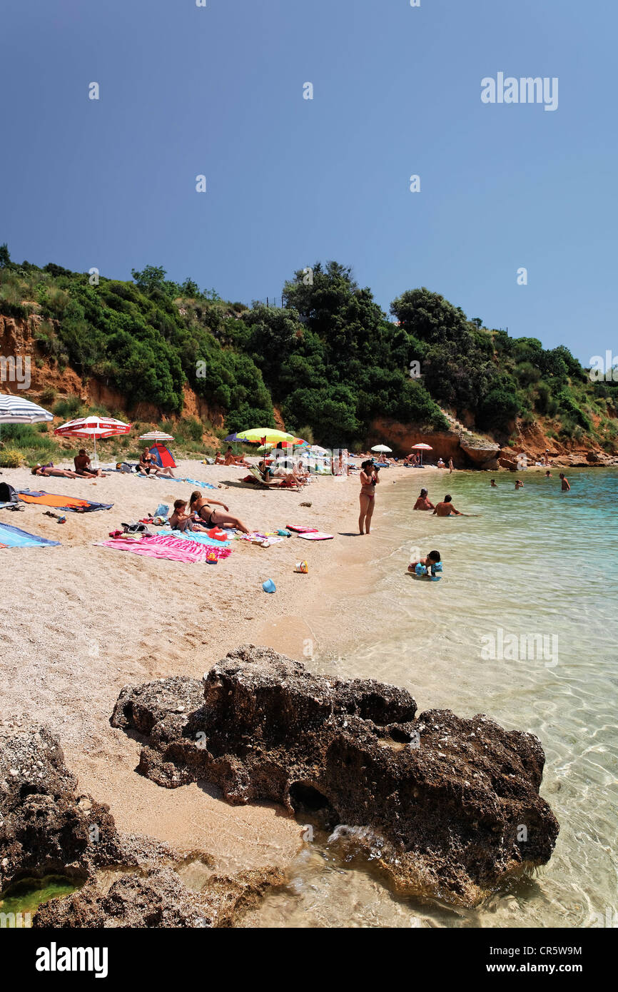 Kiesstrand am Insel Rab, Primorje-Gorski Kotar Grafschaft, Kroatien, Europa Stockfoto