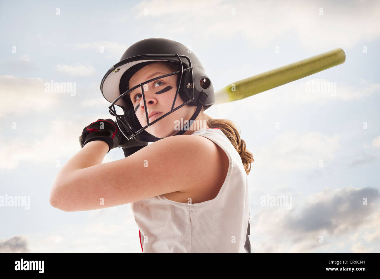 Aufdrängend Softball Mädchen (12-13) Stockfoto