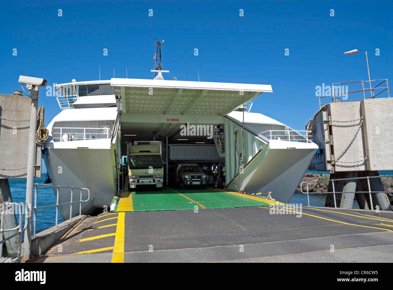 Queenscliff – Sorrent Ferry Andocken am Queenscliffe terminal Stockfoto
