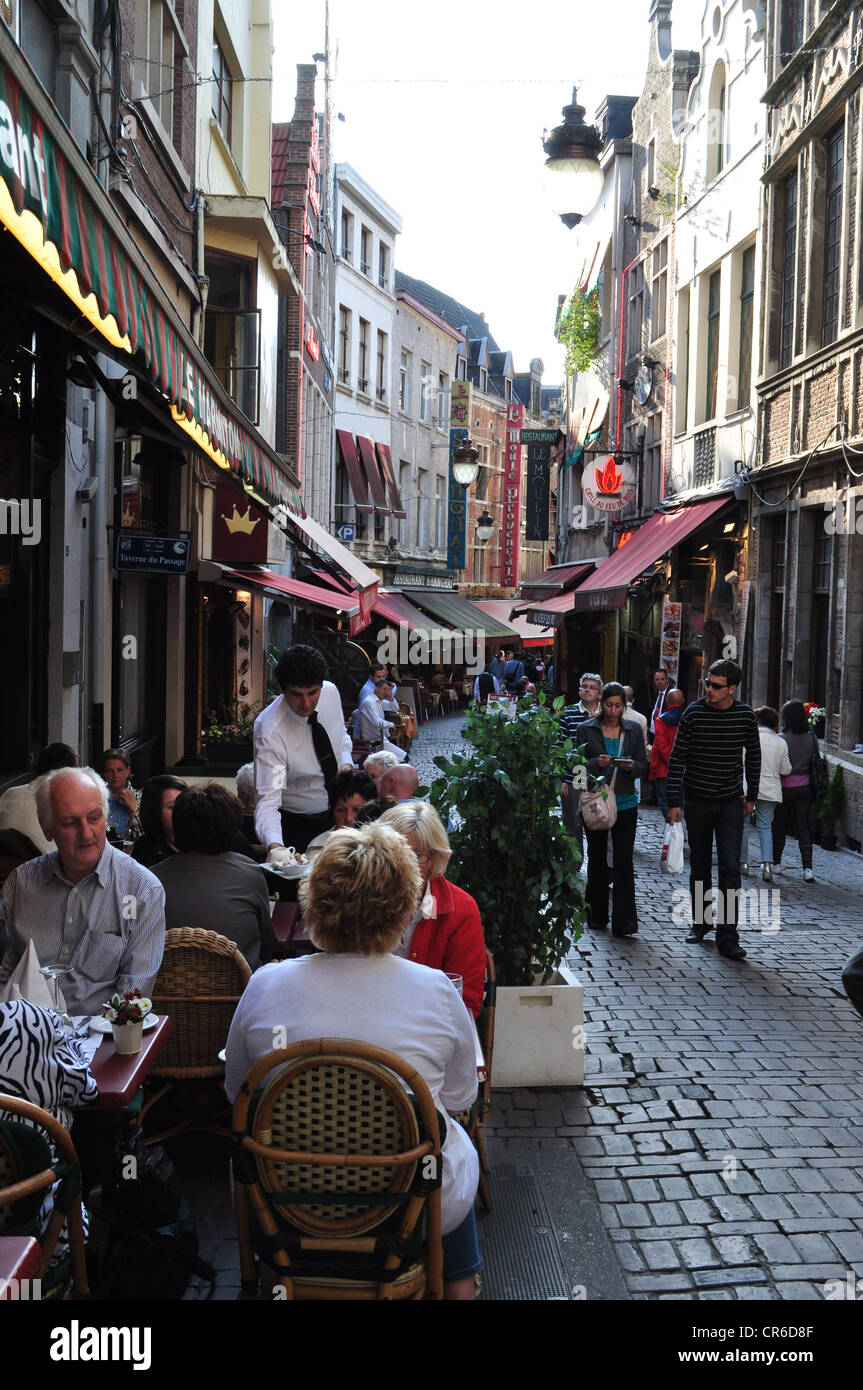 Restaurants an der Rue des Bouchers, Brüssel Stockfoto