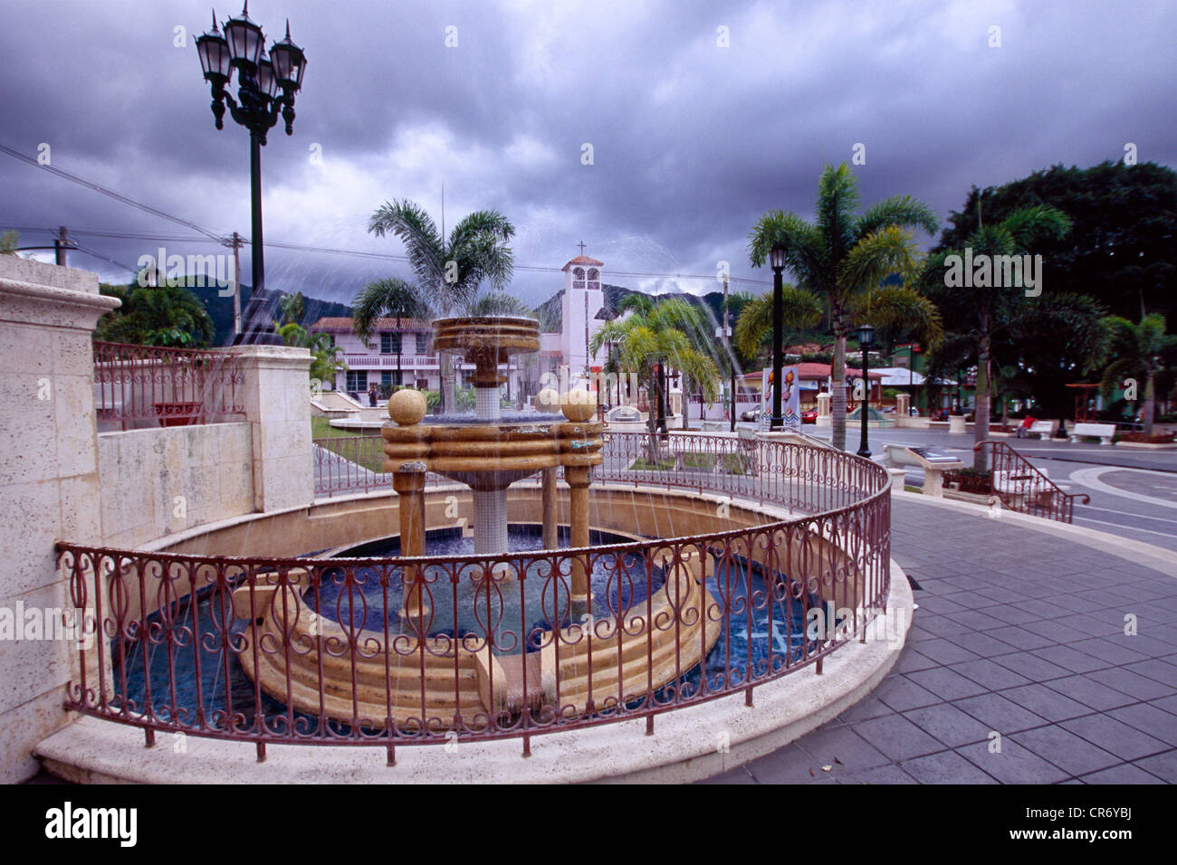 Springbrunnen am Platz, Hauptplatz, Adjuntas Stadt, Puerto Rico Stockfoto