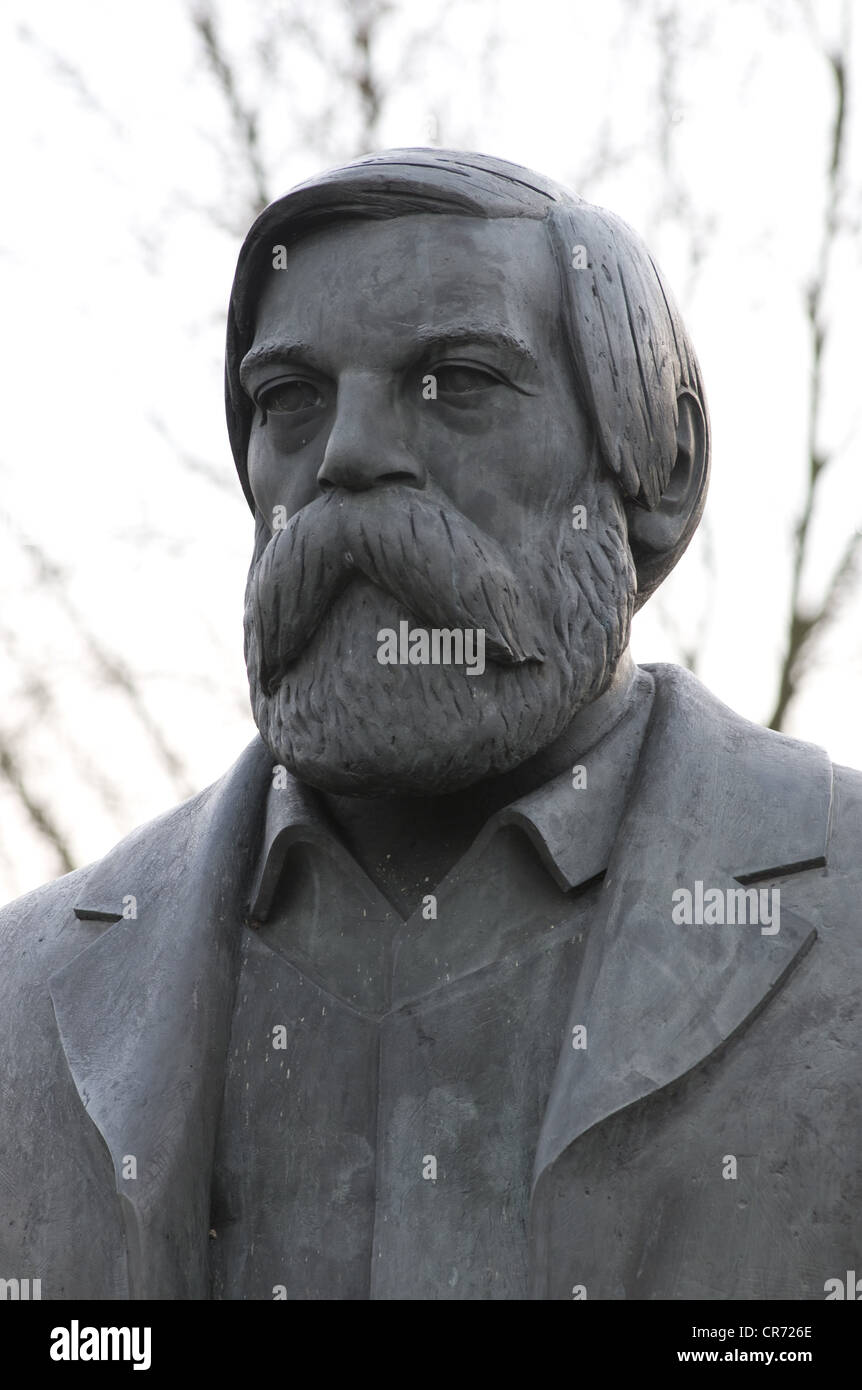 Engels, Friedrich, 28.11.1820 - 5.8.1895, deutscher Philosoph, Porträt, Büste, Karl-Marx-Forum, Stockfoto