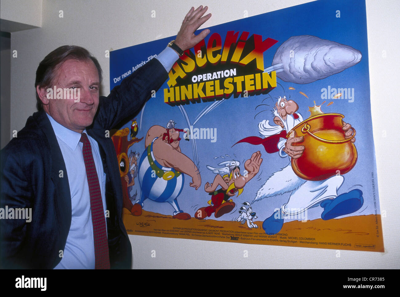 Uderzo, Albert, * 25.4.1927, französischer Comiczeichner, Drehbuchautor, halbe Länge, bei der Premiere des Films "Asterix - Operation Hinkelstein" in München, Oktober 1989, Stockfoto