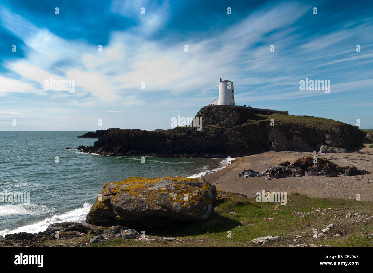 Der alte Leuchtturm Porth Twr-Mawr auf Llanddwyn Insel Anglesey North Wales Stockfoto