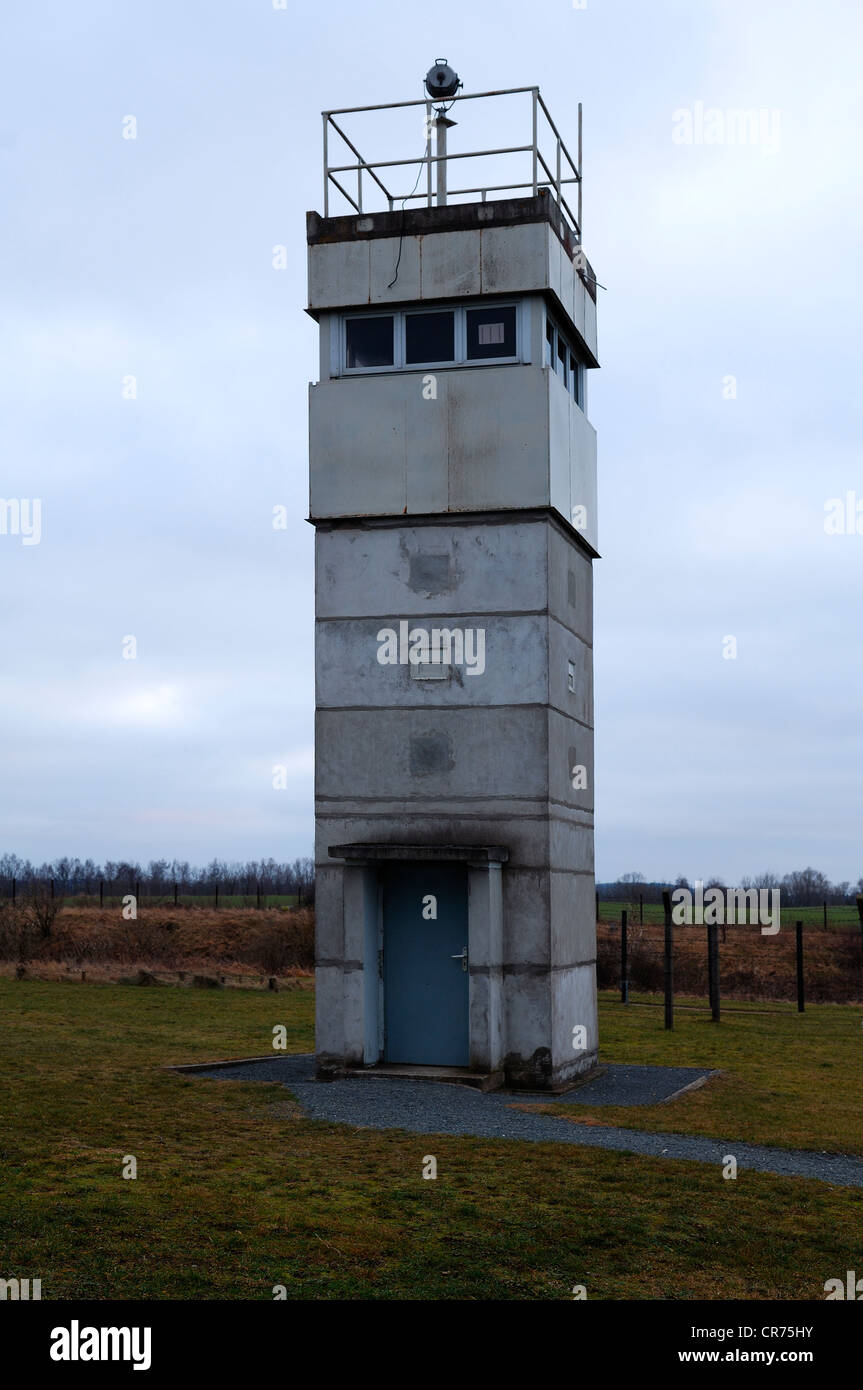 Original Beobachtungsturm der DDR Mitte der 70er Jahre Grenzhus Museum, Neubauernweg 1, Schlagsdorf im ehemaligen Grenzgebiet Stockfoto