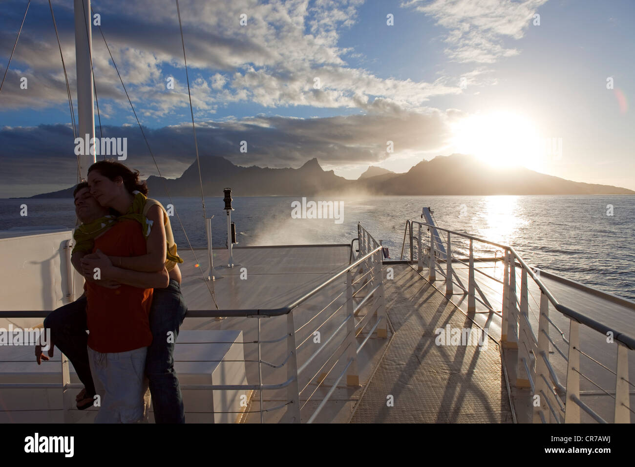 Frankreich, Französisch-Polynesien, Gesellschaft-Archipel, Windward-Inseln, Tahiti, an Bord der Fähre zur Insel Moorea Stockfoto