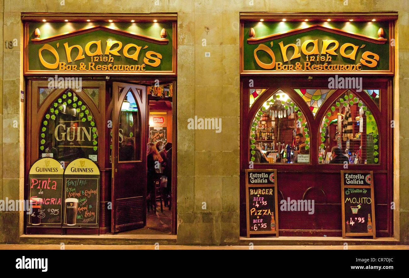 O'Hara, Guinness Bar, Pub, verbleites Glas Fenster, Barcelona, Katalonien, Spanien, Europa Stockfoto
