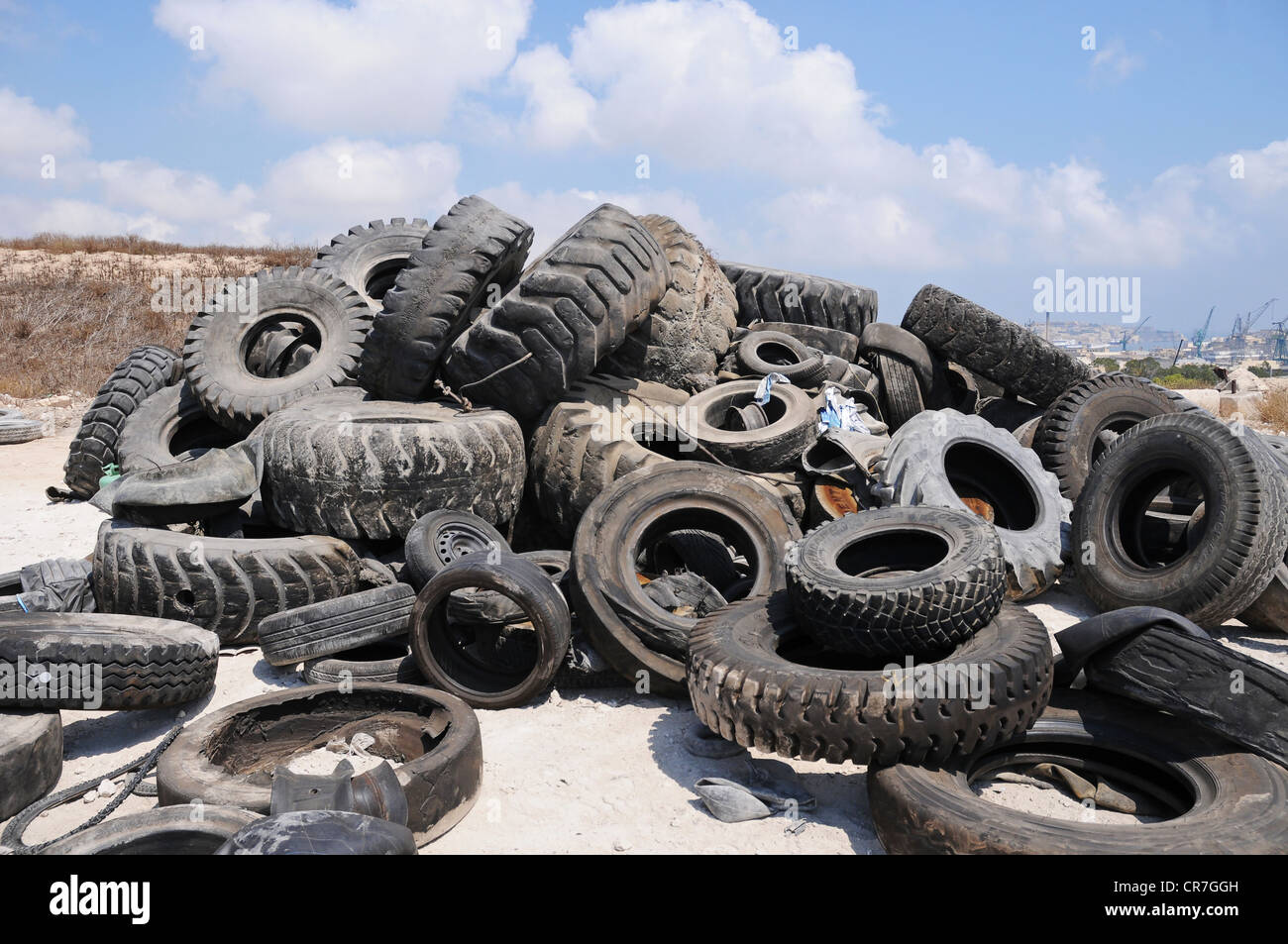 Eine bürgerliche Annehmlichkeit Website wo Reifen recycelt werden. Stockfoto