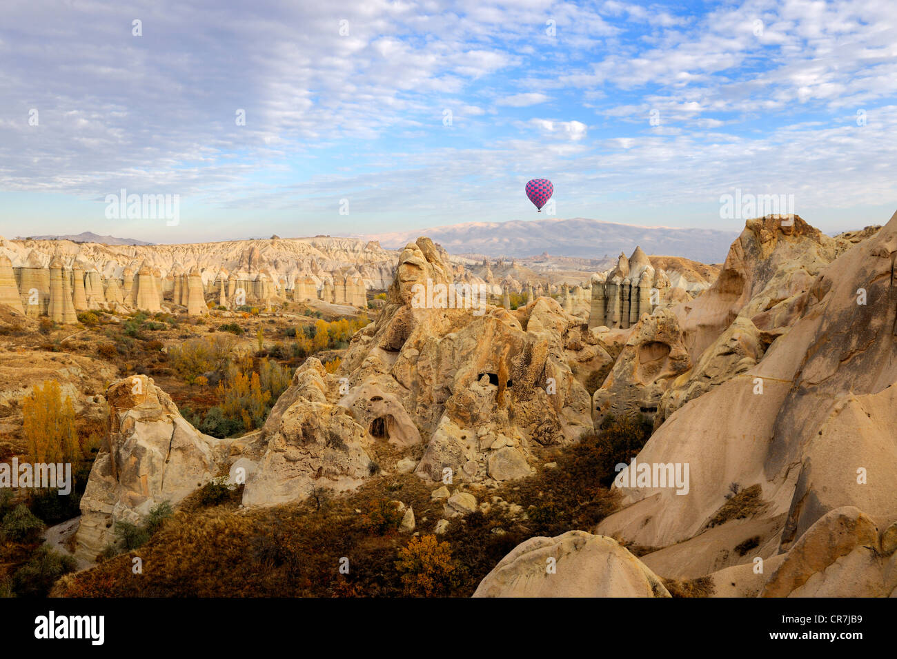 Türkei, Zentral-Anatolien, Provinz Nevsehir, Kappadokien UNESCO-Welterbe, in der Nähe von Uchisar, Liebe Tal ausgehöhlt Landschaft und Stockfoto