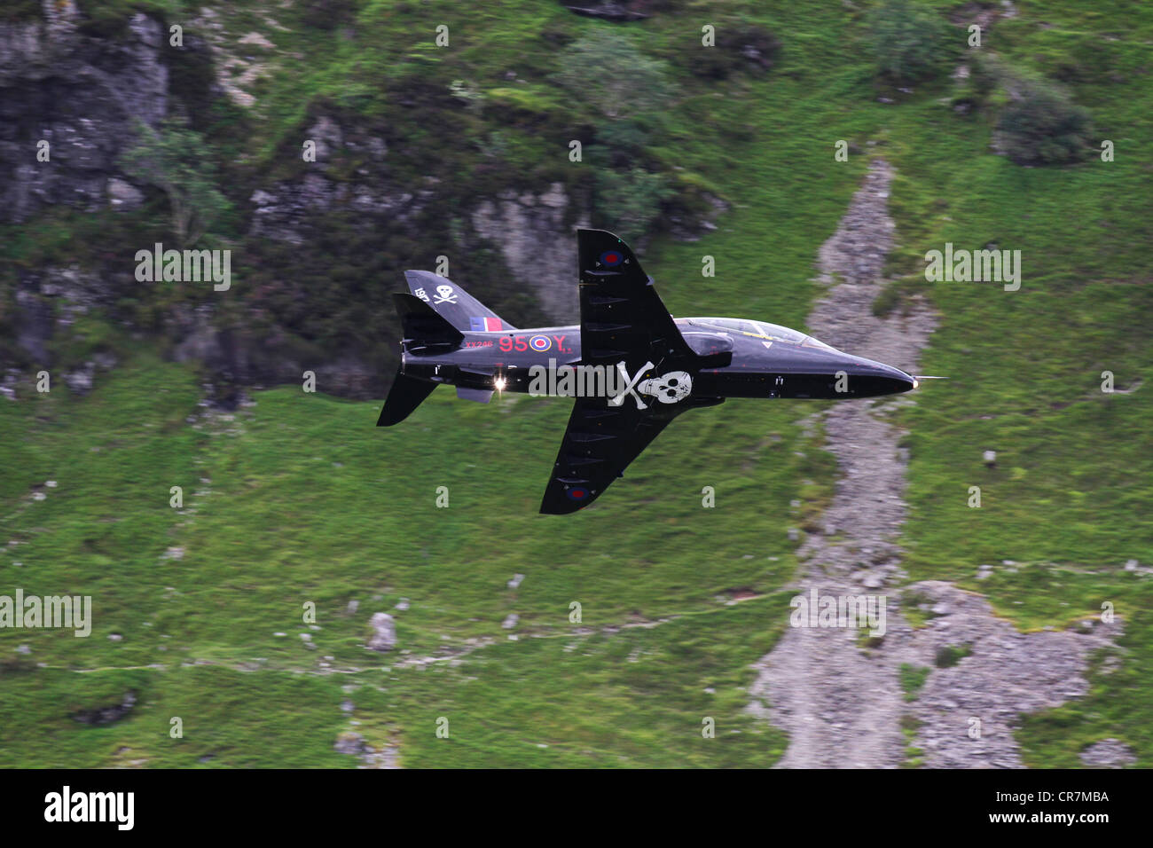 Eine Hawk T1, gemalt in speziellen Bomber Befehl Livree des 95 Jahrestages der RAF 100 Sqn Stockfoto