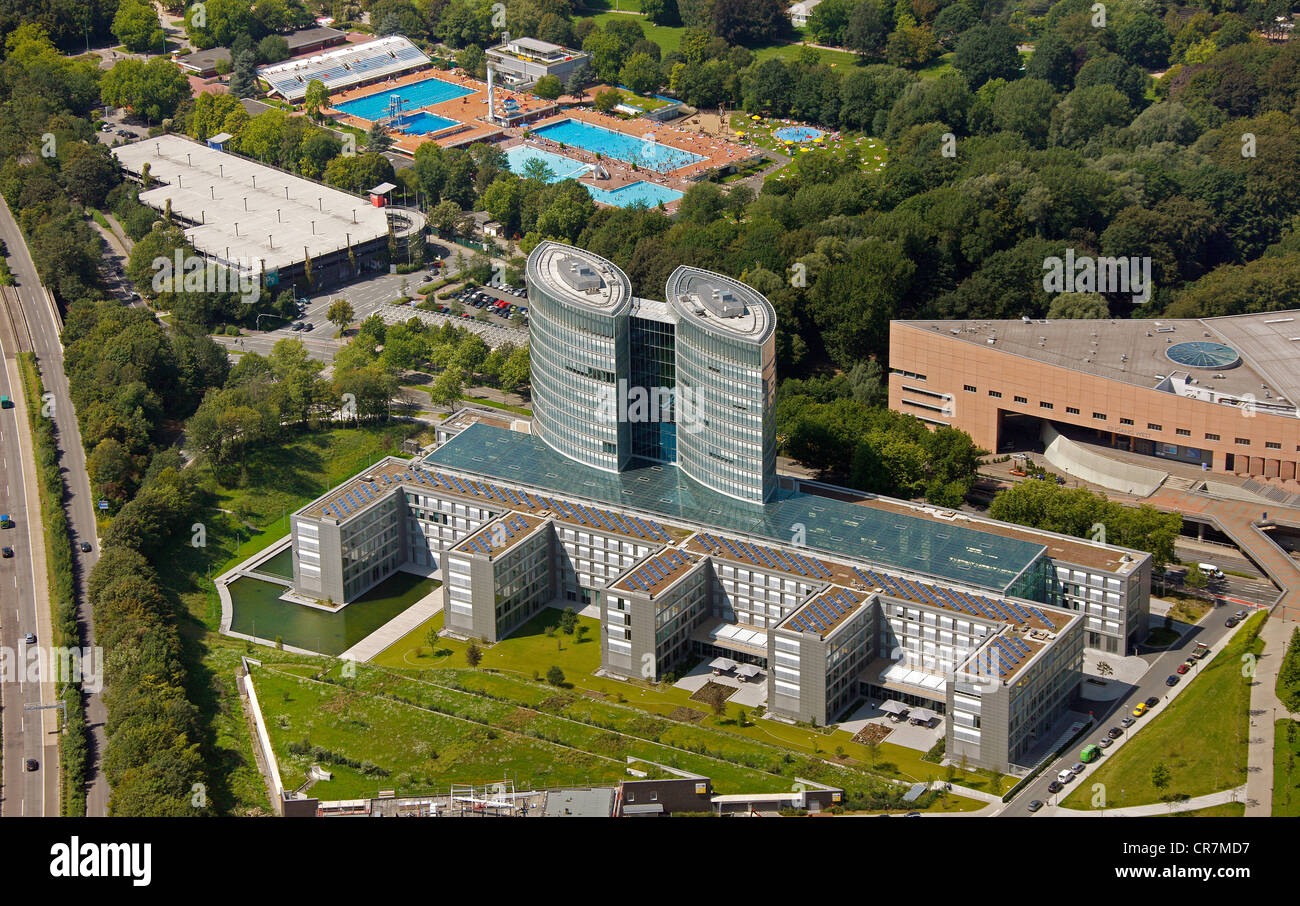 Luftaufnahme, EON-Zentrale in Essen, Ruhrgebiet, Nordrhein-Westfalen, Deutschland, Europa Stockfoto