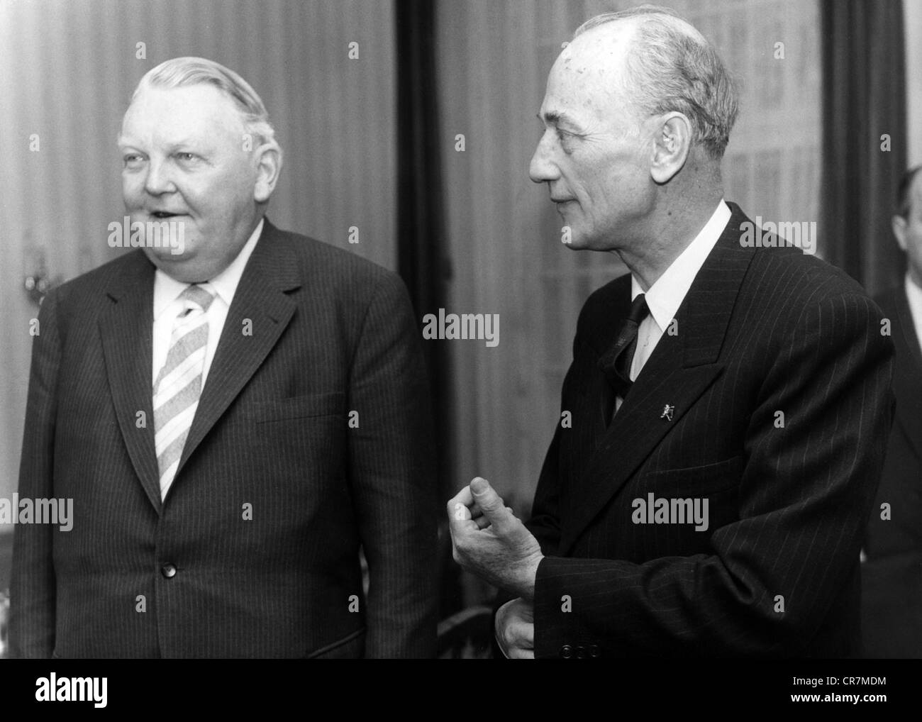 Kanellopoulos, Panagiotis, 13.12.1902 - 11.9.1986, griechische Politikerin (ERE), stellvertretende Premierministerin 1958 - 1961, Besuch in Westdeutschland, mit Bundeswirtschaftsminister Ludwig Erhard, Bonn, 11.1.1960, Stockfoto