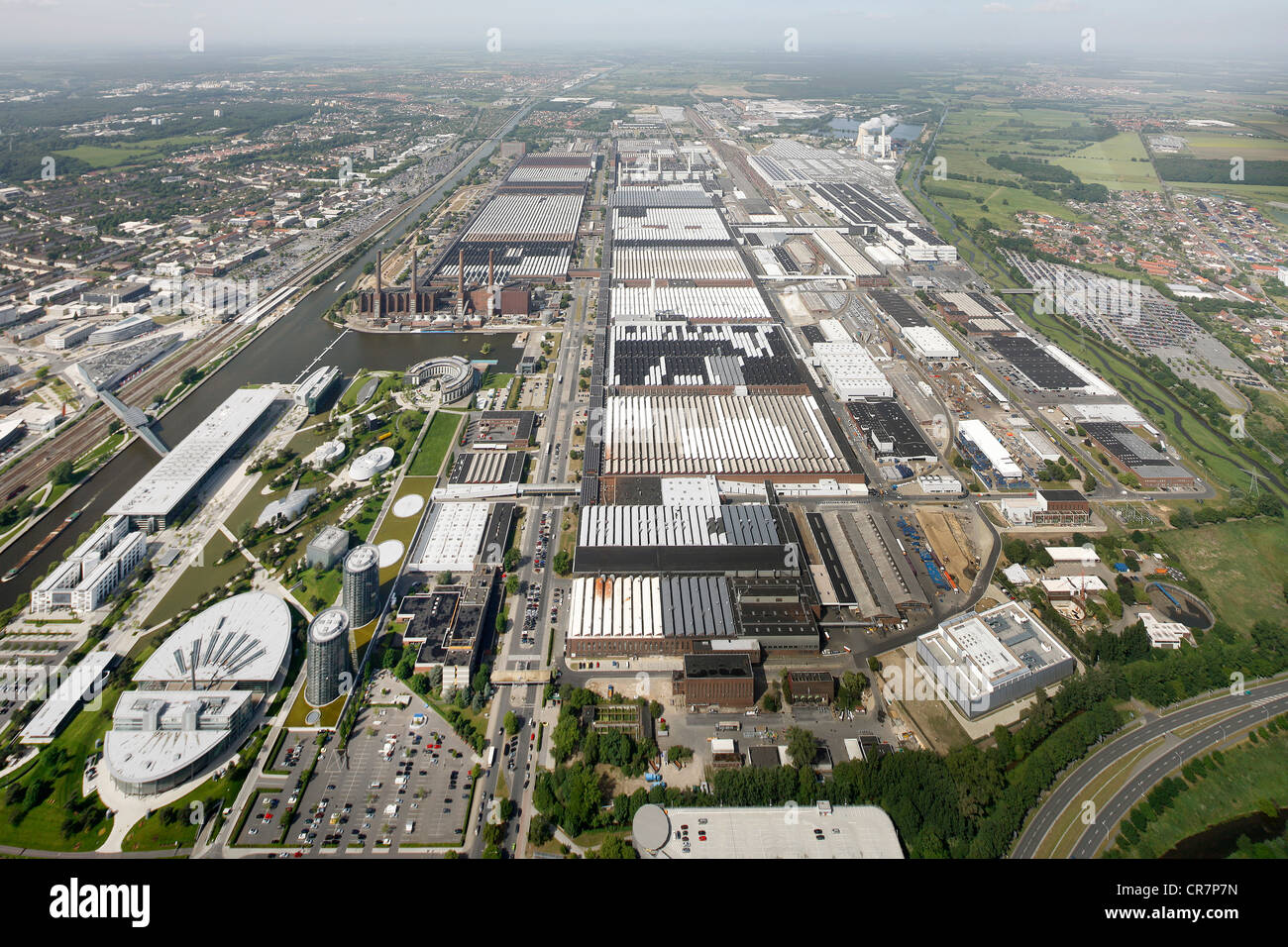 Luftbild, VolkswagenWerk, VWWerk, Autostadt Besucherattraktion