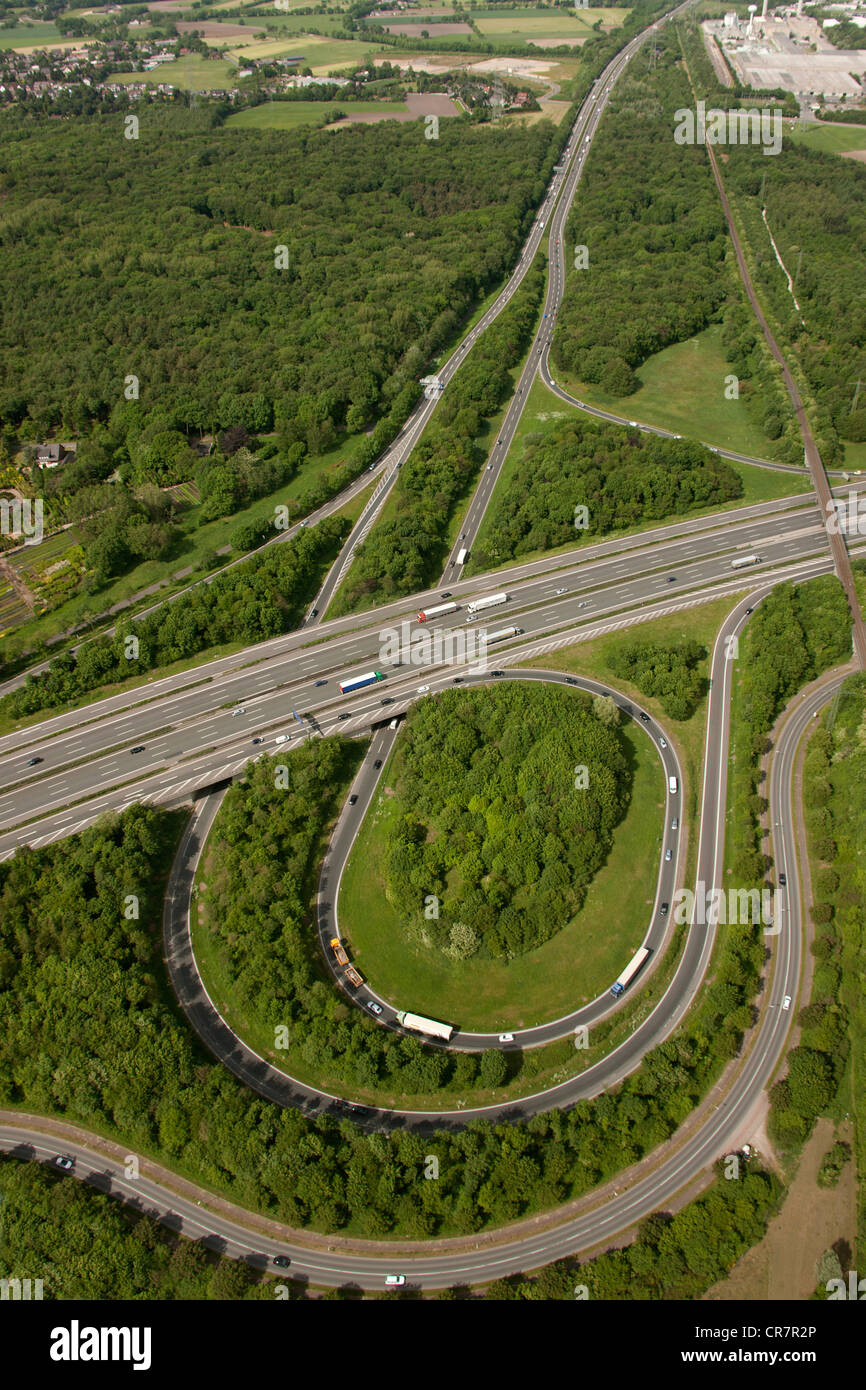 Luftbild, Autobahnkreuz Bottrop, Autobahn A2 und A32 Autobahn Friesenspiess Autobahn, Bottrop, Ruhrgebiet Stockfoto