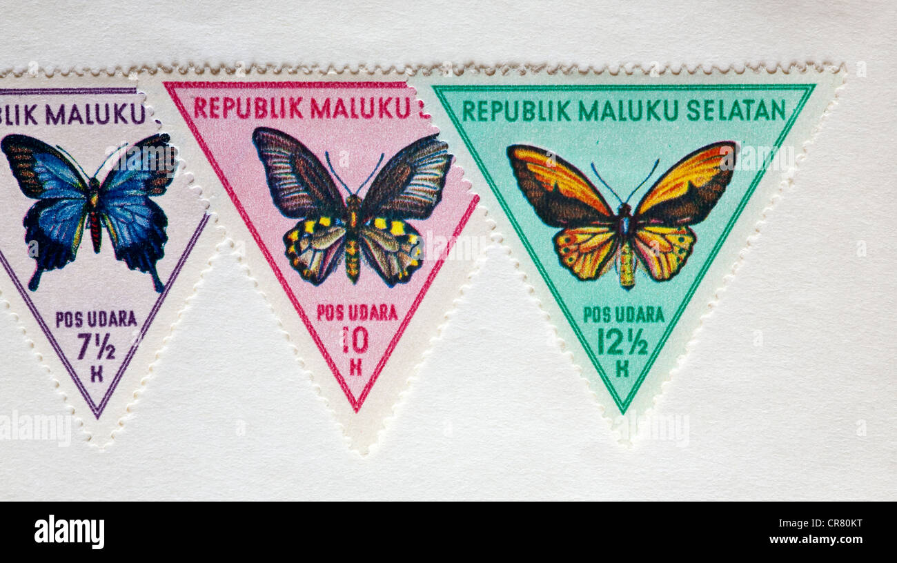 dreieckige Luftpost Briefmarken 1952 von Republik Maluku Selatan südlichen Molukken Darstellung Schmetterlinge Stockfoto