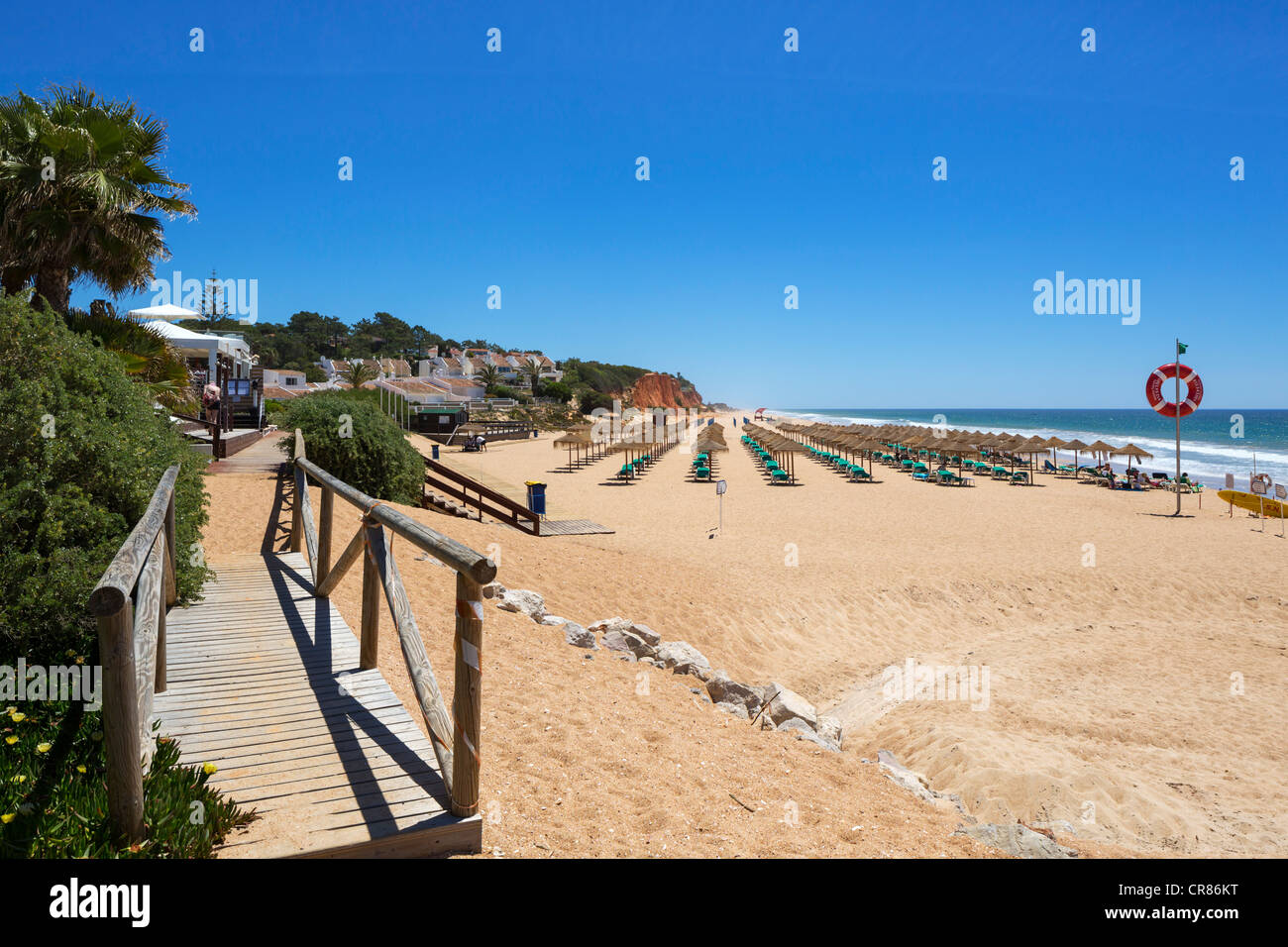 Strand in der exklusiven Anlage von Vale de Lobo, Algarve, Portugal Stockfoto