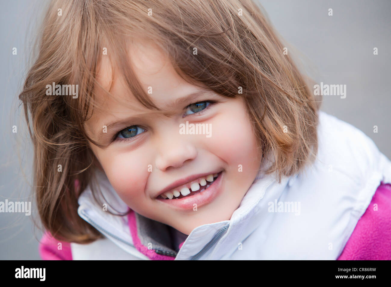 Mädchen, 4, Porträt Stockfoto