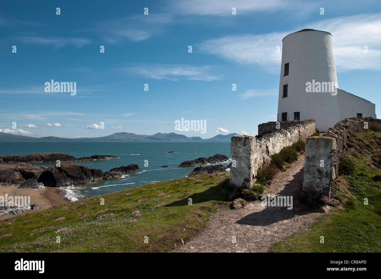 Der alte Leuchtturm Porth Twr-Mawr auf Llanddwyn Insel Anglesey North Wales Stockfoto