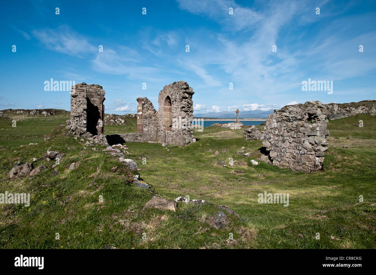 Die Kirche St Dwynwen auf Llanddwyn Insel Anglesey Nordwales Stockfoto