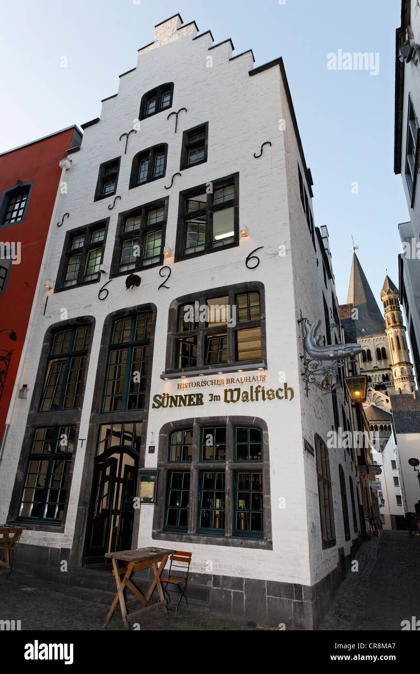 Suenner Im Walfisch, historische Brauerei, Altstadt, Köln, Nordrhein-Westfalen, Deutschland, Europa Stockfoto