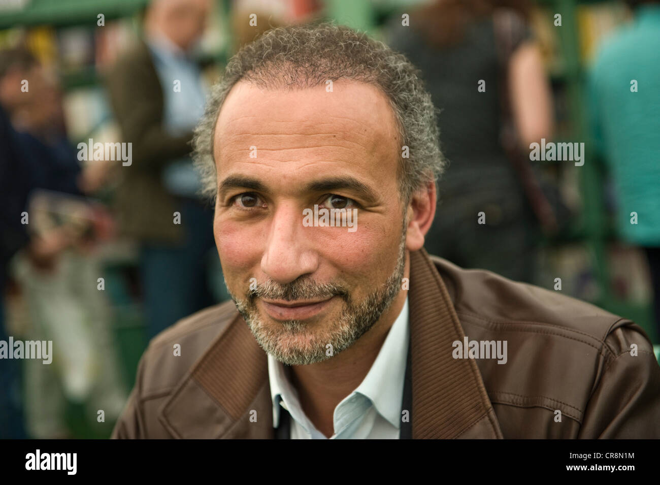 Tariq Ramadan, Schweizer Wissenschaftler und Schriftsteller abgebildet auf der Telegraph Hay Festival 2012, Hay-on-Wye, Powys, Wales, UK Stockfoto