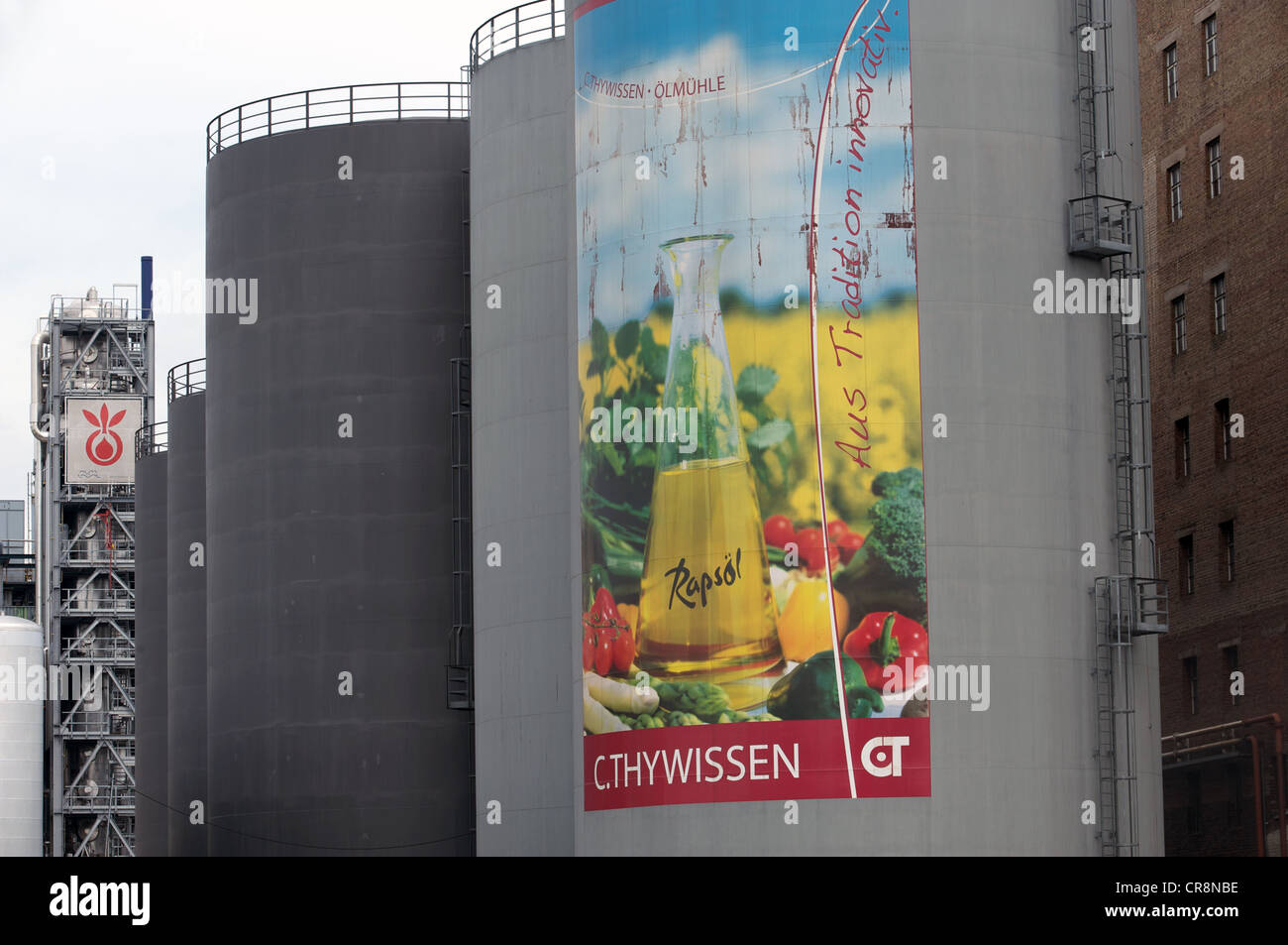 C.Thywissen, ein Hersteller von pflanzlichen Ölen, Futtermitteln und Biodiesel, Neuss, Deutschland. Stockfoto