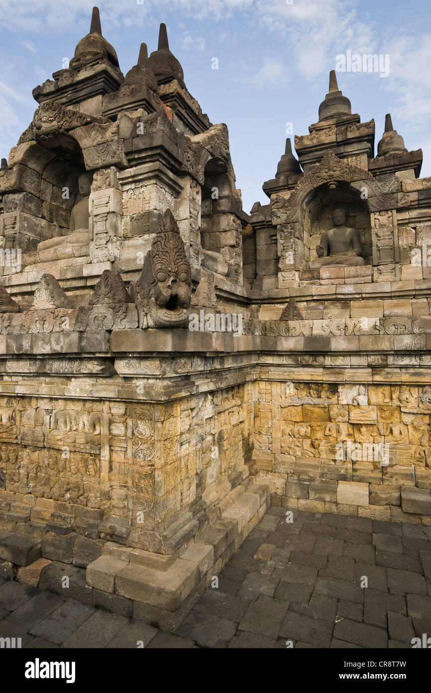 Stupas und Buddha-Statuen, buddhistische Tempel Borobudur, Borobudur, Java, Indonesien, Südostasien, Asien Stockfoto